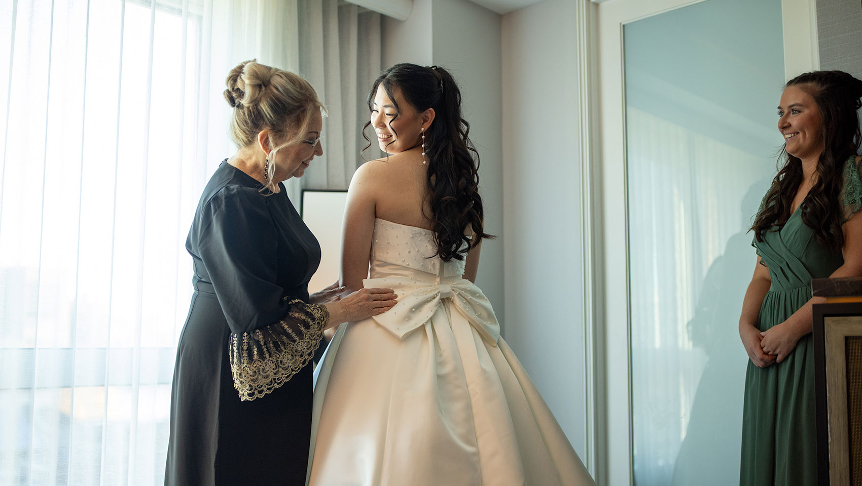 Bethany and Oliver wedding day