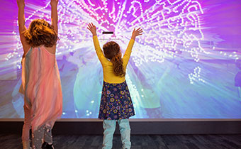 children at the museum of science